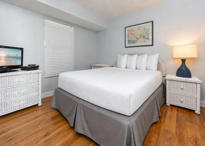Island Winds East 405 Apartment *